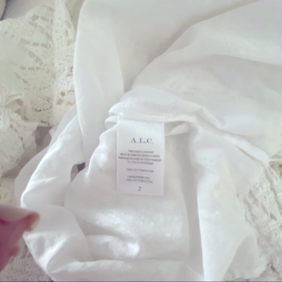 A.L.C. Cheyenne Off The Shoulder Lace Top Size 2 - Picture 6 of 6